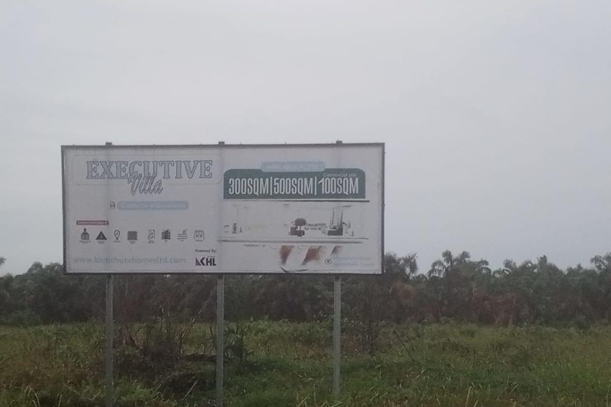 Executive villa estate
